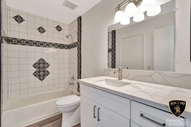 Building Photo - 18408 Hatteras St