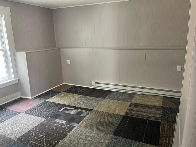 Building Photo - 9 Chester St