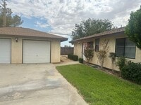 Building Photo - 9848 Sally Ave