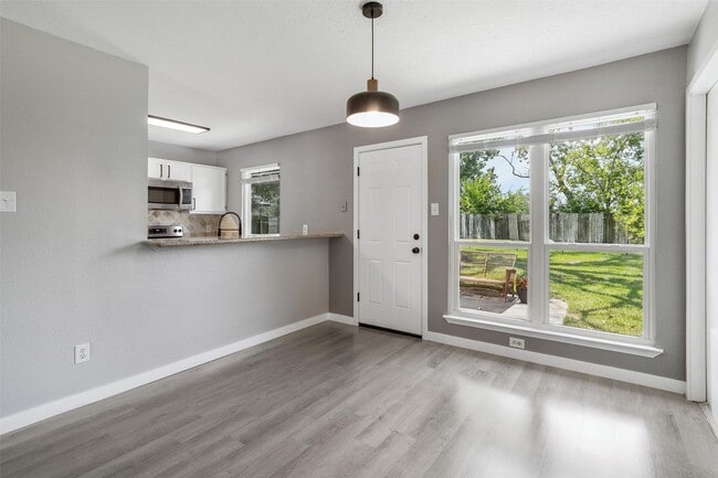 Building Photo - 509 Landing Blvd