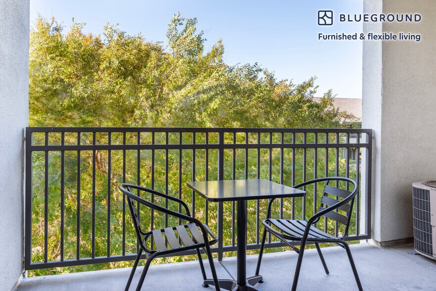 Building Photo - 700 Agnew Rd