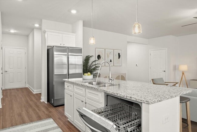 Building Photo - 488 Amherst Way