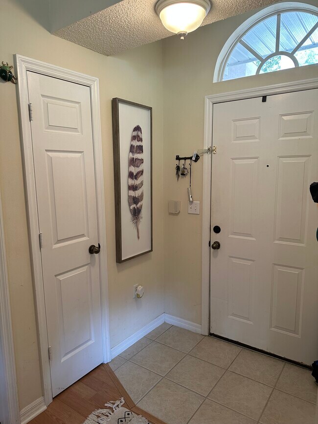 Conner - 10000 SW 52nd Ave