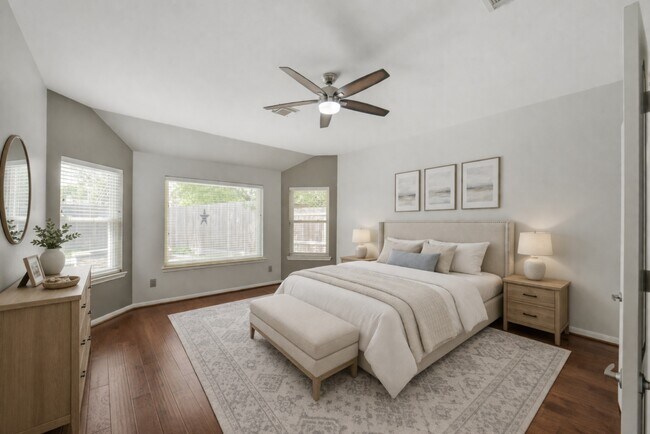 Building Photo - 402 Sterling Heights Ln