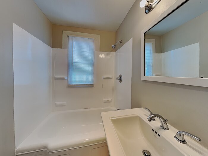 Building Photo - 3113 Offutt Rd