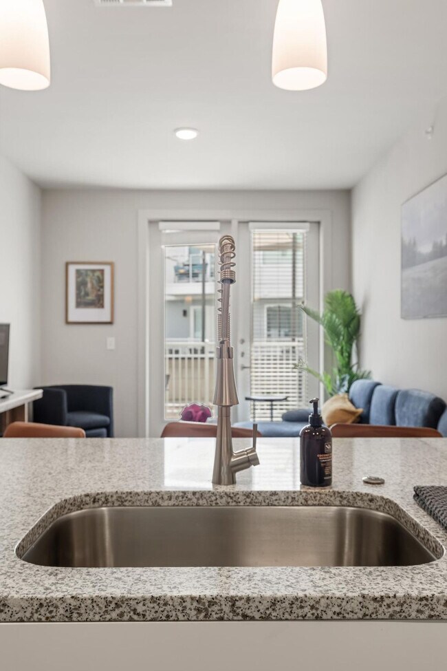 Building Photo - 5820 1/2 Cameron Rd