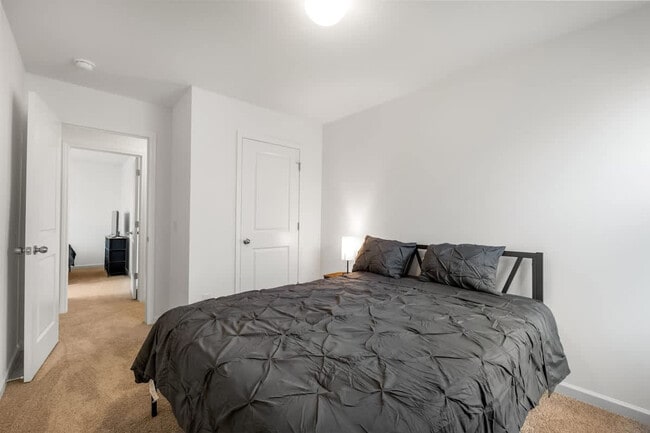 Building Photo - 3107 Highlander Pt