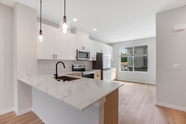 Building Photo - 14707 87th Ave SE