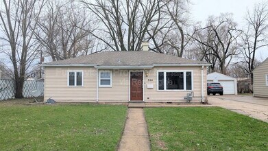 Building Photo - 302 St Jude Ave