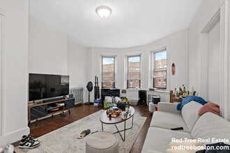 Building Photo - 868 Huntington Ave