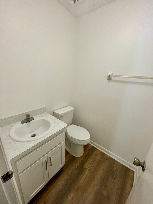 Building Photo - Townhome in Ormond Beach