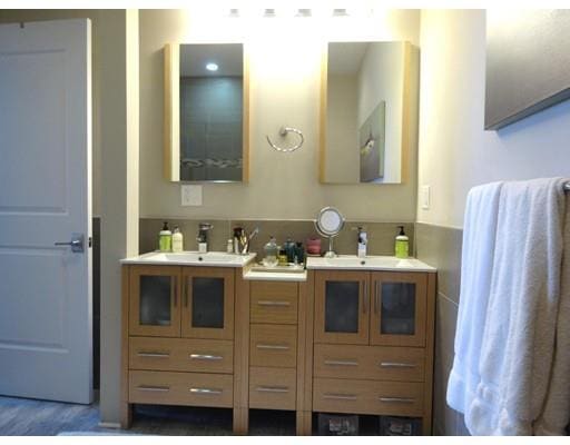 Building Photo - 380 W Broadway