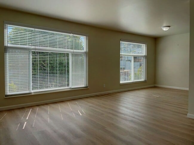 Building Photo - 1 Bed, 1 Bath Noe Valley Apartment - Parki...