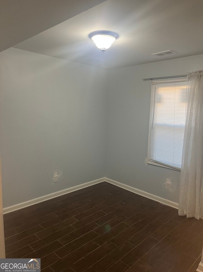 Building Photo - 2894 Randall St