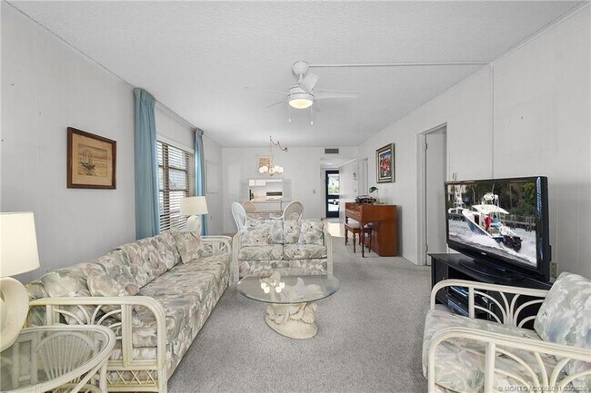 Building Photo - 1900 S Kanner Hwy