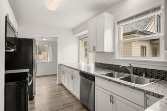 Building Photo - Charming Craftsman, Fully Updated — 3 Bed + Finished Basement on the West Side!