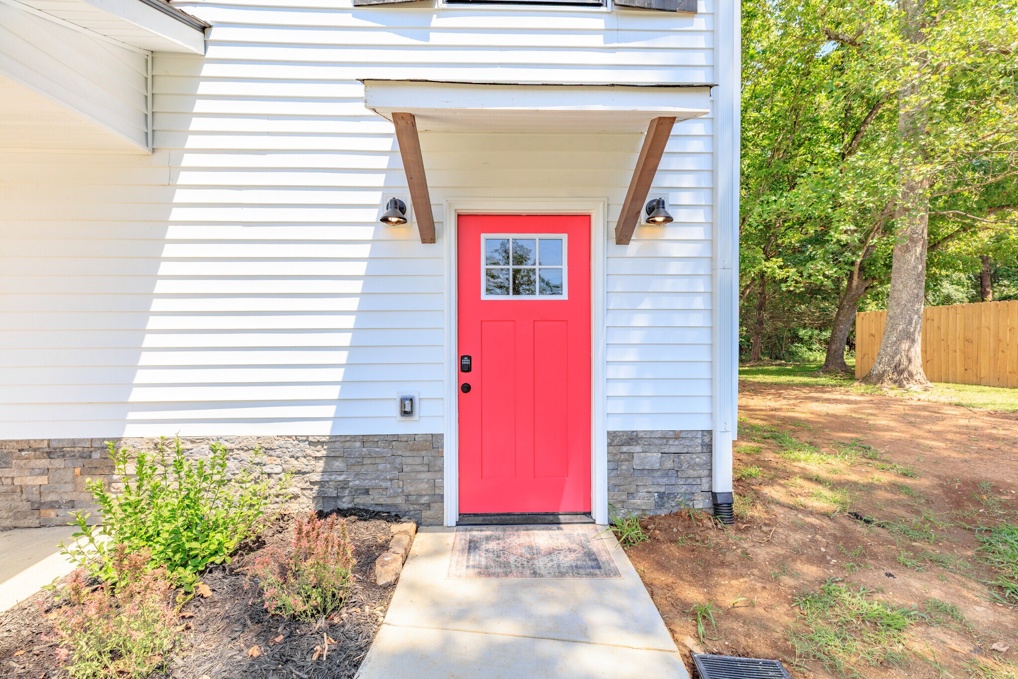 fun bright pink door - 9227 Amos Road