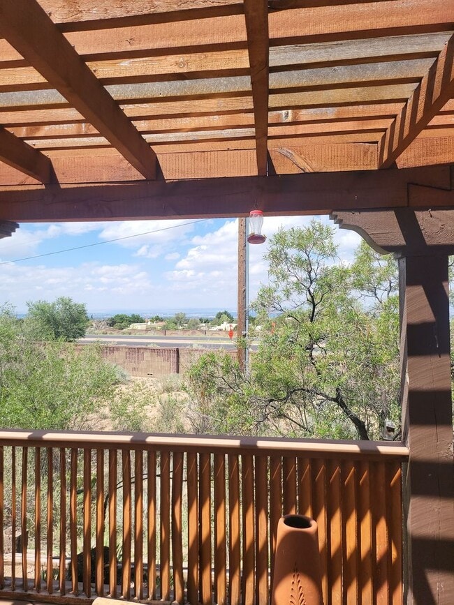 Building Photo - Sandia Heights Beauty 3 bedroom  2 bath