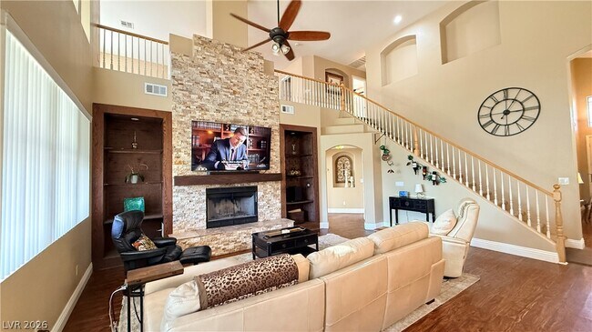 Building Photo - 10633 Adamsong Ave