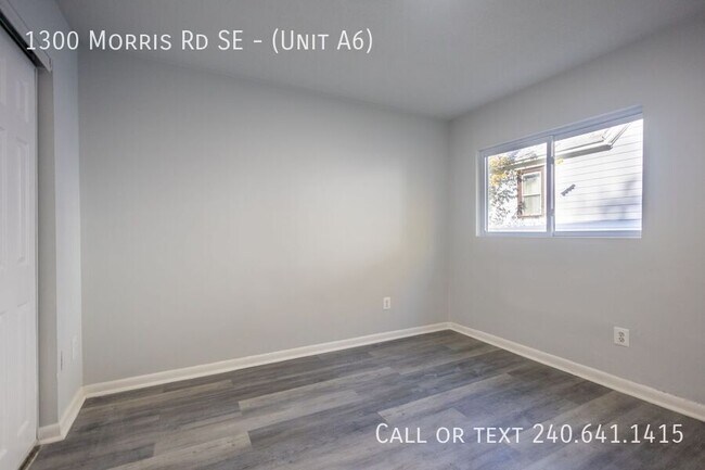 Building Photo - 1300 Morris Rd SE