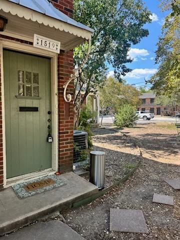Building Photo - 1519 Enfield Rd