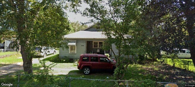 Primary Photo - 1904 10th Ave S