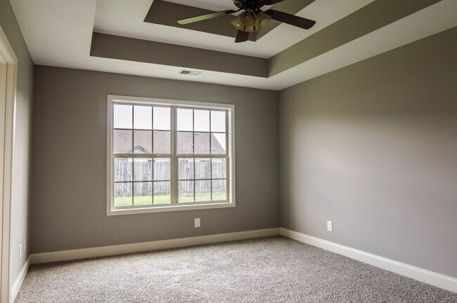 Building Photo - Pet Friendly Ranch Home!