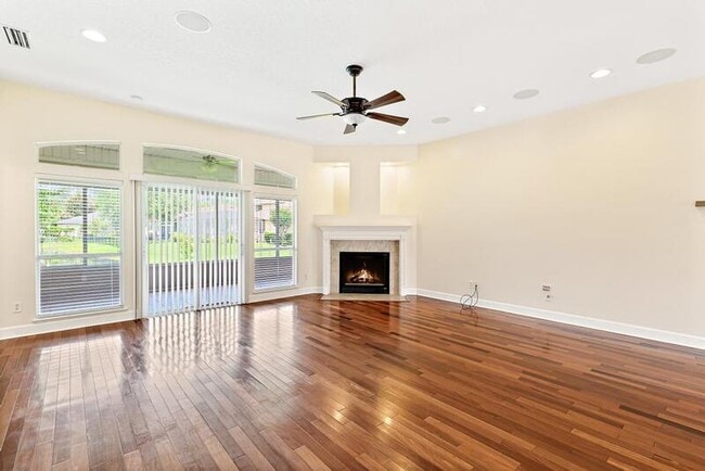 Building Photo - 2461 Southern Links Dr