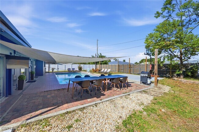 Building Photo - 4044 Country Club Blvd