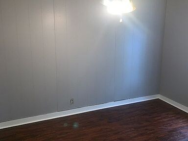 Building Photo - 960 Sarver St