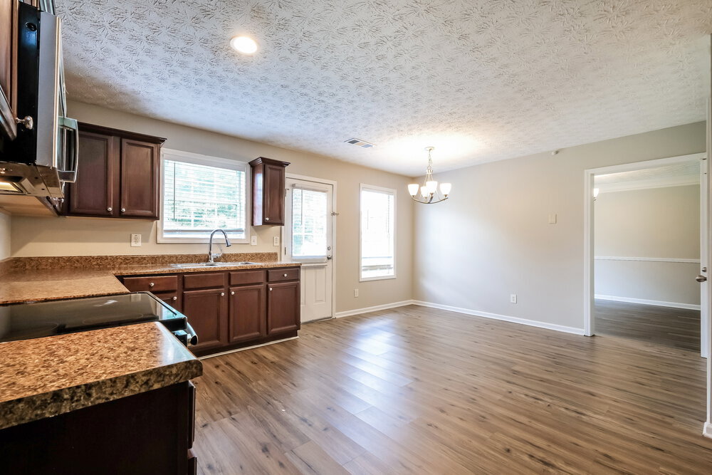 Building Photo - 3391 Kittery Dr SW