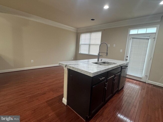 Building Photo - 11888 Country Squire Way