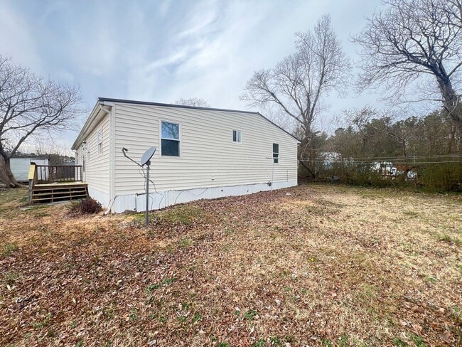 Building Photo - The Home You’ve Been Searching For!