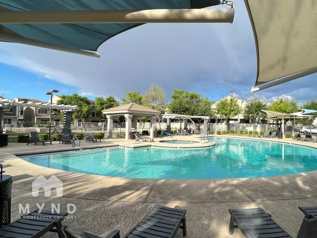 Building Photo - 2401 E Rio Salado Pkwy