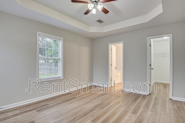 Building Photo - 4705 E Creek Mill Ct