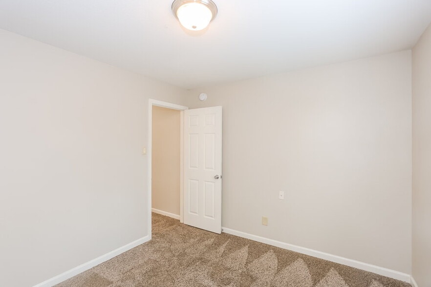 Building Photo - 7345 Mitzi Deborah Dr