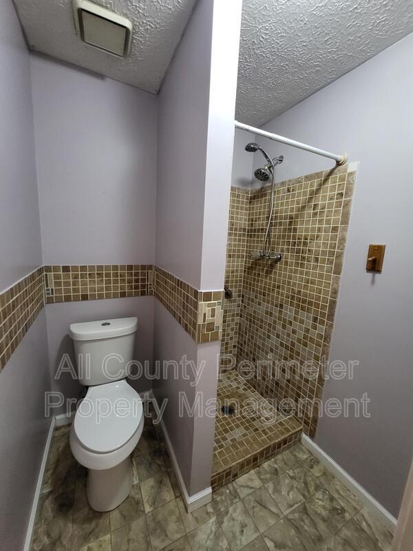 Building Photo - 339 Cheryl Ct