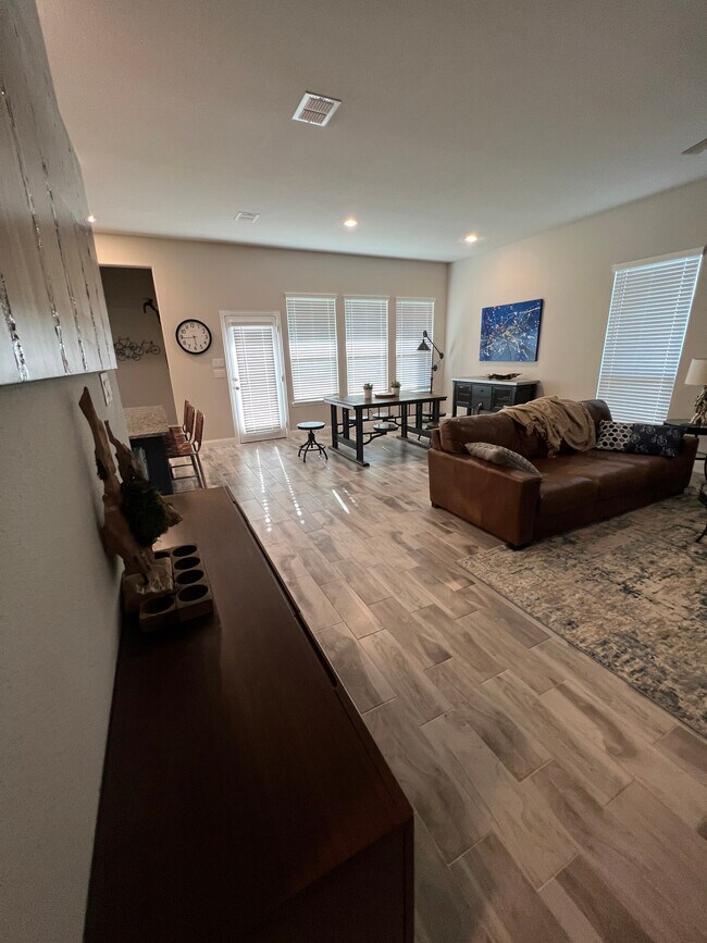 Living/Dining - 1610 Charismatic Ct