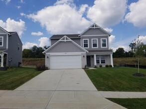 Building Photo - 1389 Meadowrun Ln