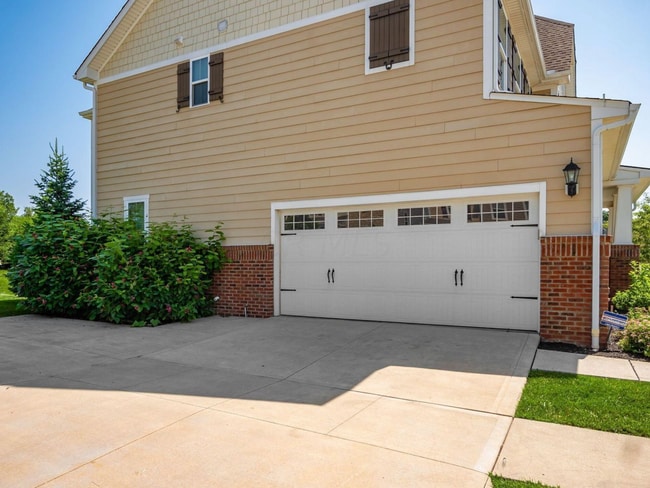 Building Photo - 7916 Avaleen Cir