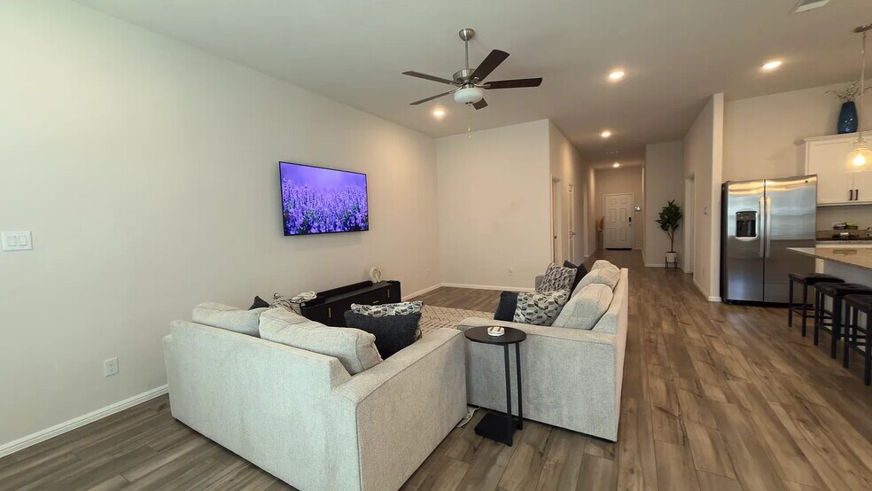 Building Photo - 1312 Hunters Rdg Dr
