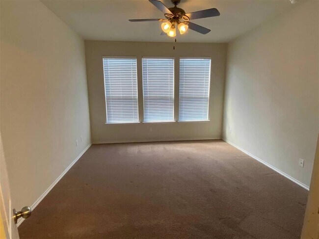 Building Photo - 3701 Tranquil Ln