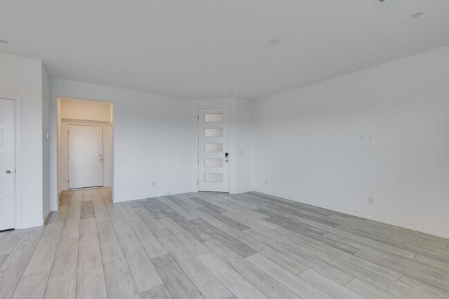 Building Photo - GORGEOUS SUMMERLIN WEST COMMUNITY**TONS OF UPGRADES*CITY AND STRIP VIEWS*COMMUNITY POOL AND SPA*