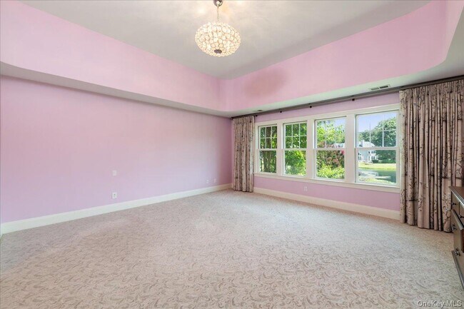 Building Photo - 53 Pembroke Dr