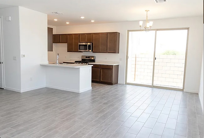 Building Photo - 2620 S Brandywine Ln