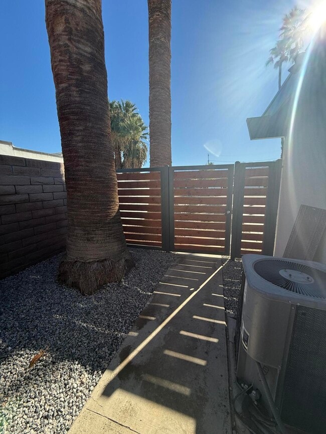 Building Photo - 72440 Cactus Dr