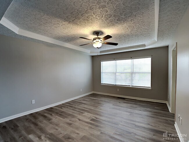 Building Photo - 753 Jaywood Dr