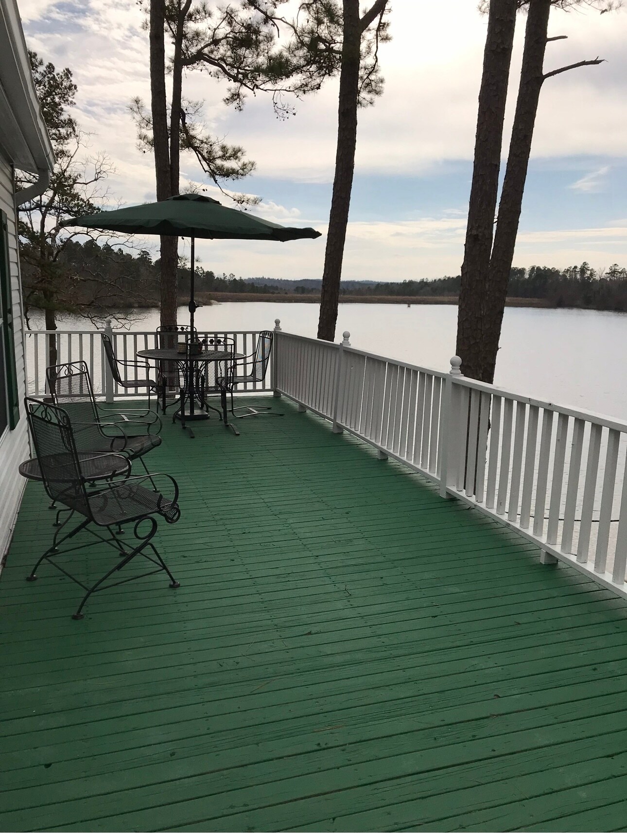 Building Photo - 5715 Bluebird St