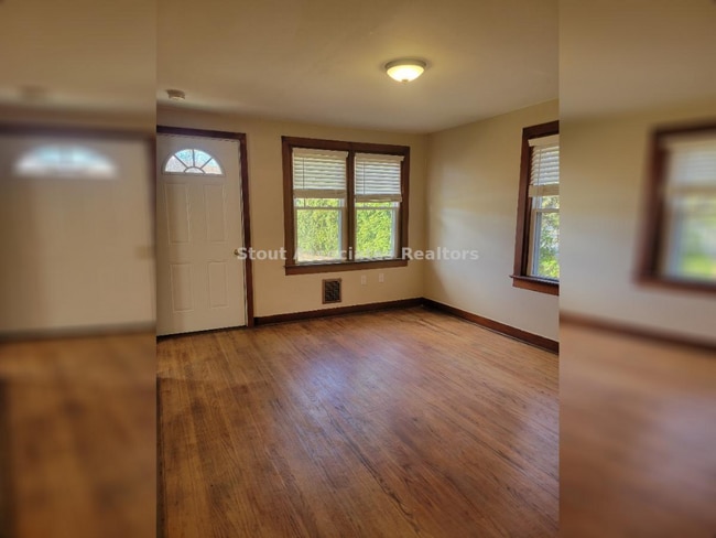 Building Photo - 349 N Centre Ave