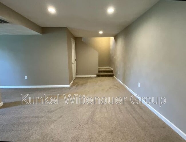 Building Photo - 2244 Haverford Dr
